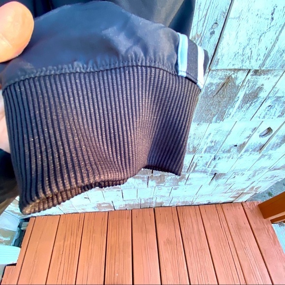 Rebook Track/Joggers Sports Pants - Picture 4 of 5